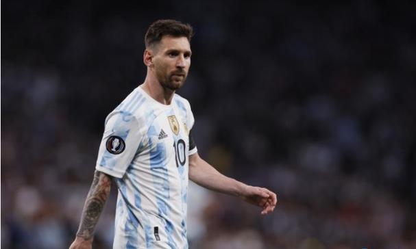 徐梦秋：从“红色历史学家”到可耻的叛徒（刘明钢）